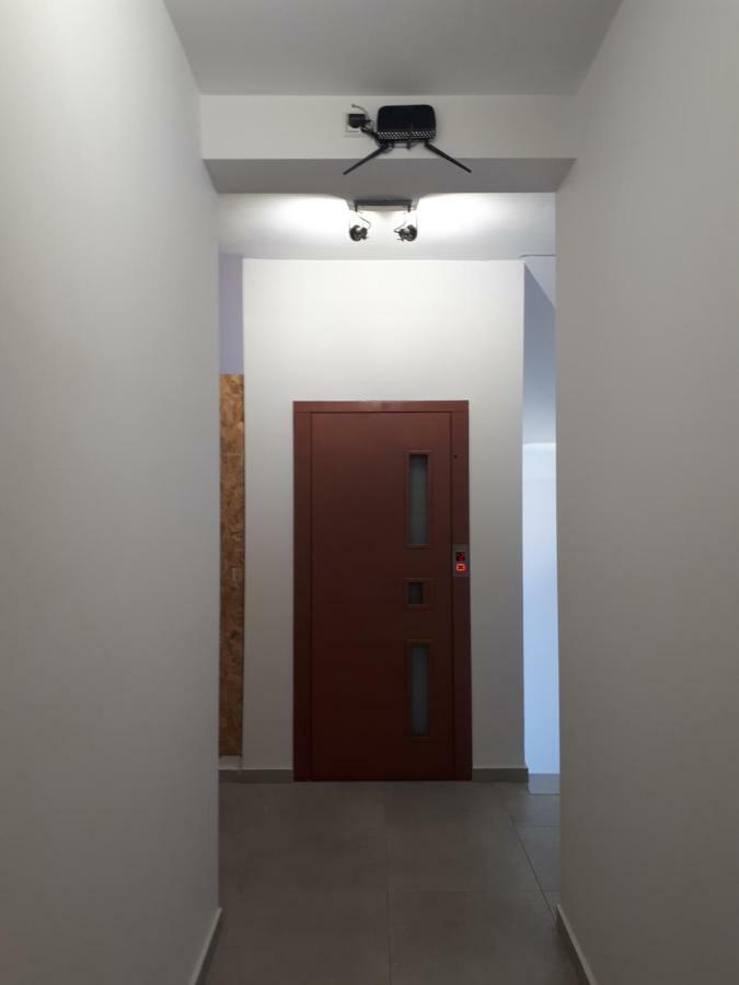 Vial Rooms Himare Esterno foto
